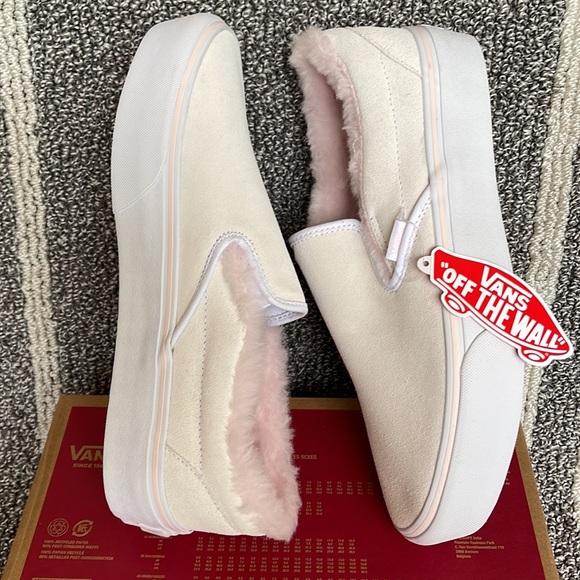Vans Classic Slip-On Suede / Fur True White WMNS - Picture 12 of 16